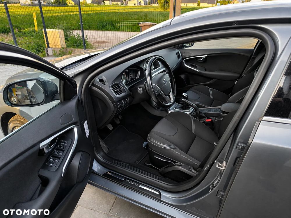 Volvo V40 D4 Drive-E Summum - 20