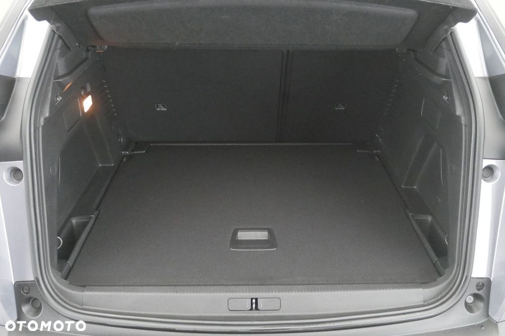Peugeot 3008 - 16
