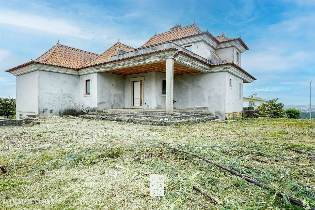 Moradia T5 Venda em Nogueira do Cravo e Pindelo,Oliveira de Azeméis - Grande imagem: 4/53