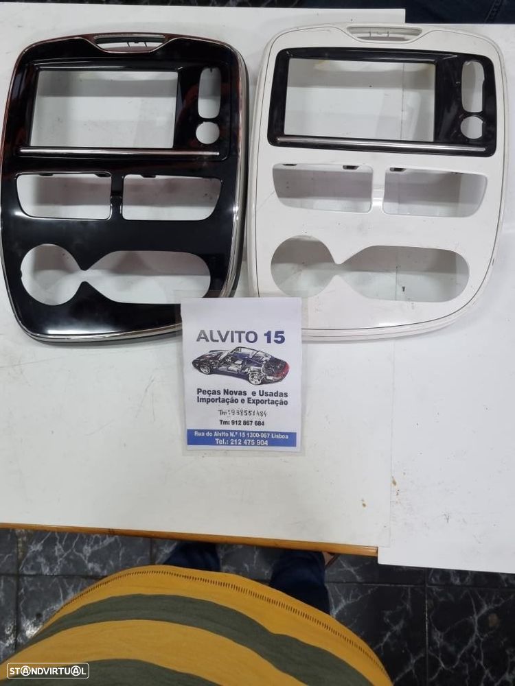 moldura central Renault Zoe 2015 (só branca ) - 1