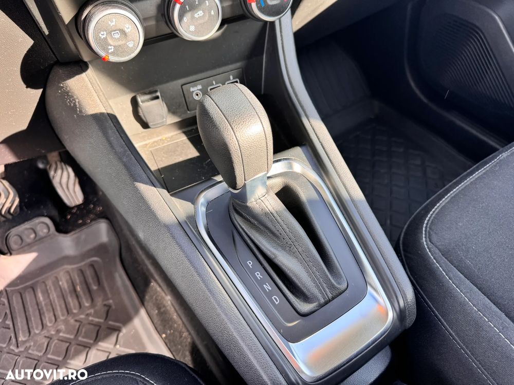Renault Captur BLUE dCi EDC Intens - 18