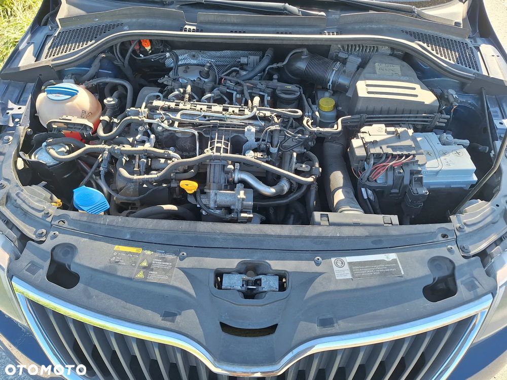 Skoda RAPID 1.6 TDI DPF Ambition - 12