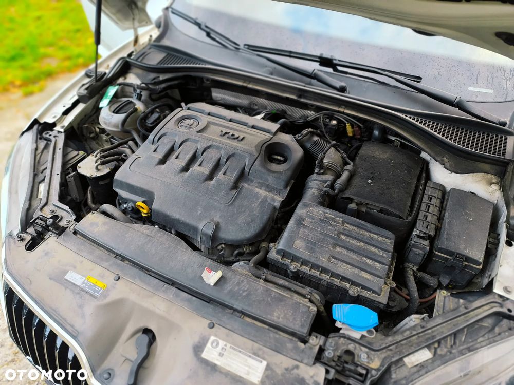 Skoda Superb 2.0 TDI L&K - 31
