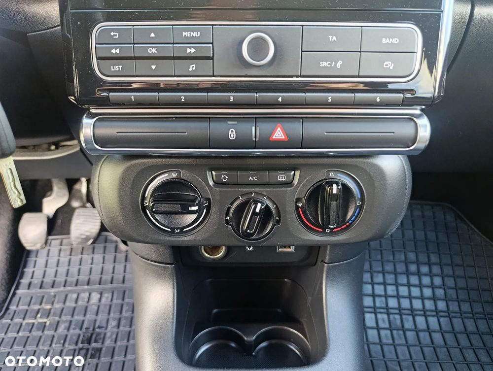 Citroën C3 Aircross 1.2 PureTech GPF Live - 21