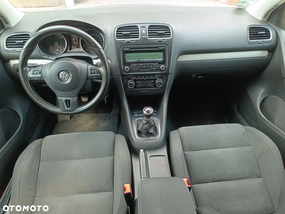 Volkswagen Golf - 27