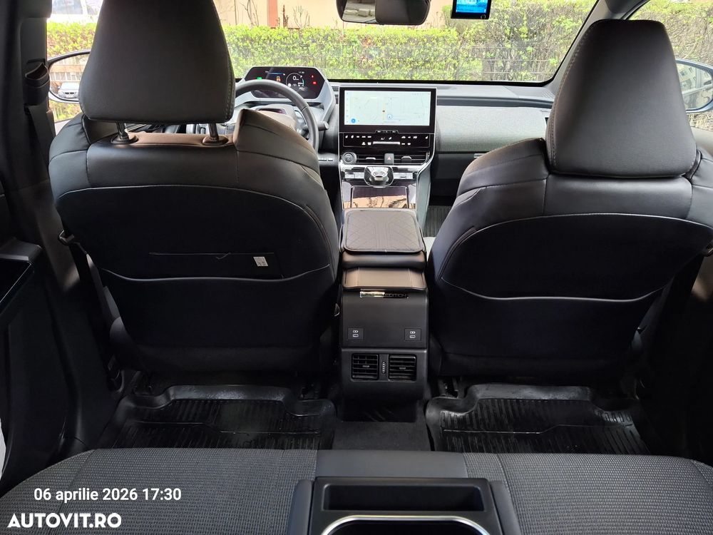 Toyota BZ4X 160 KW AWD (4x4) Exclusive - 4