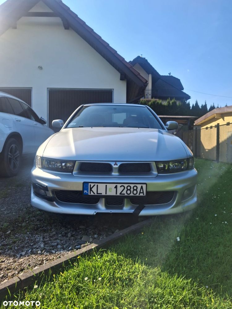 Mitsubishi Galant - 1
