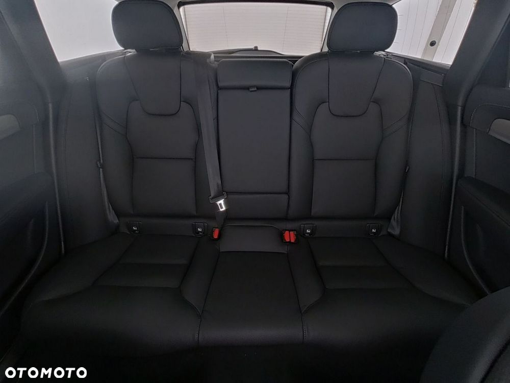 Volvo V90 - 13