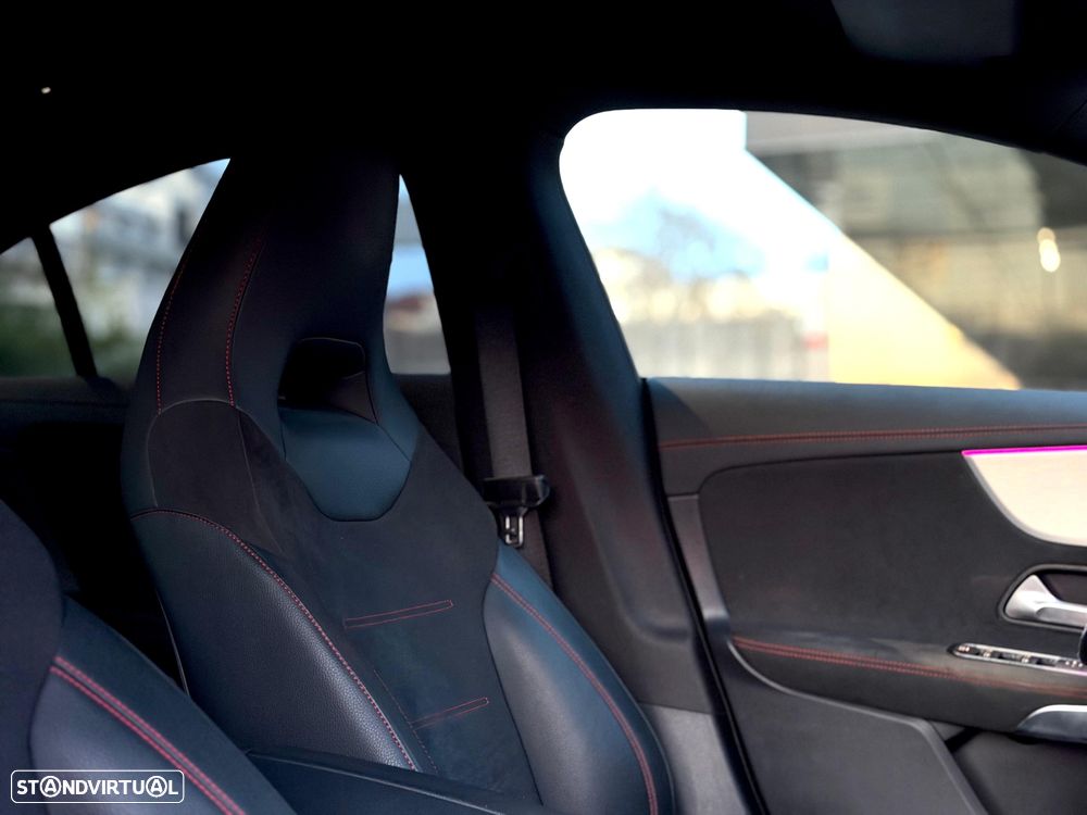 Mercedes-Benz CLA 250 e 8G-DCT AMG Line - 34