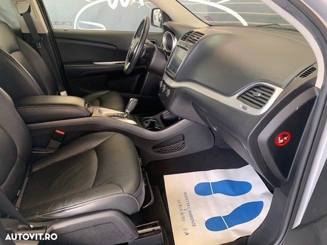 Fiat Freemont 2.0 Mjet AT AWD Lounge - 14