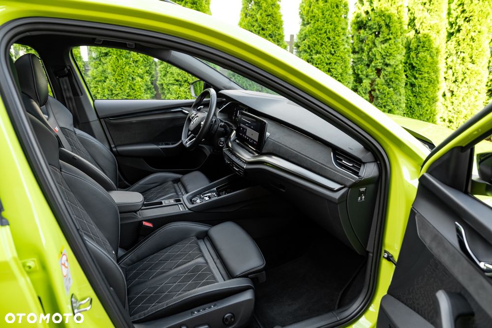 Skoda Octavia 2.0 TDI DSG 4x4 RS - 24