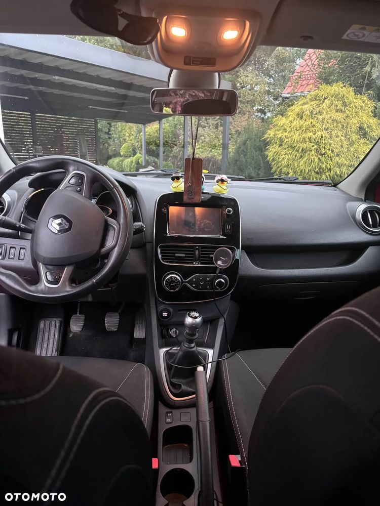 Renault Clio - 8