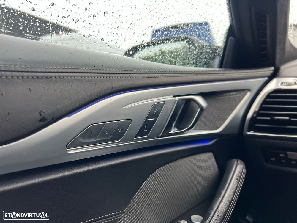 BMW 840 Gran Coupé d xDrive Pack M - 33