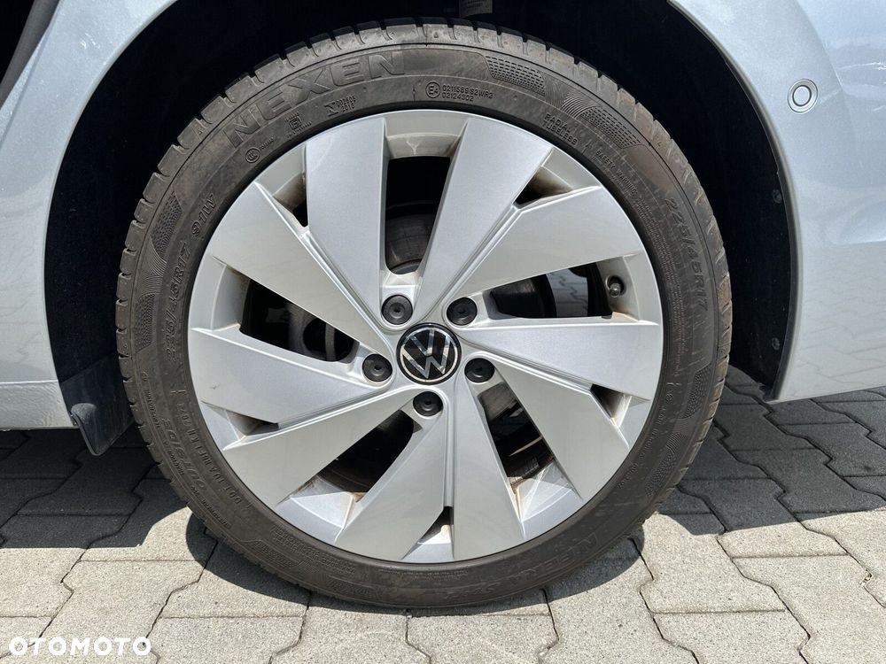 Volkswagen Golf Variant - 19