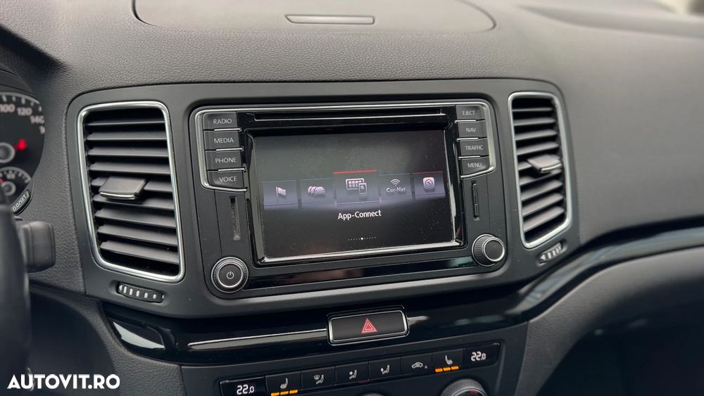 Volkswagen Sharan 2.0 TDI DSG (BlueMotion Technology) Highline - 19