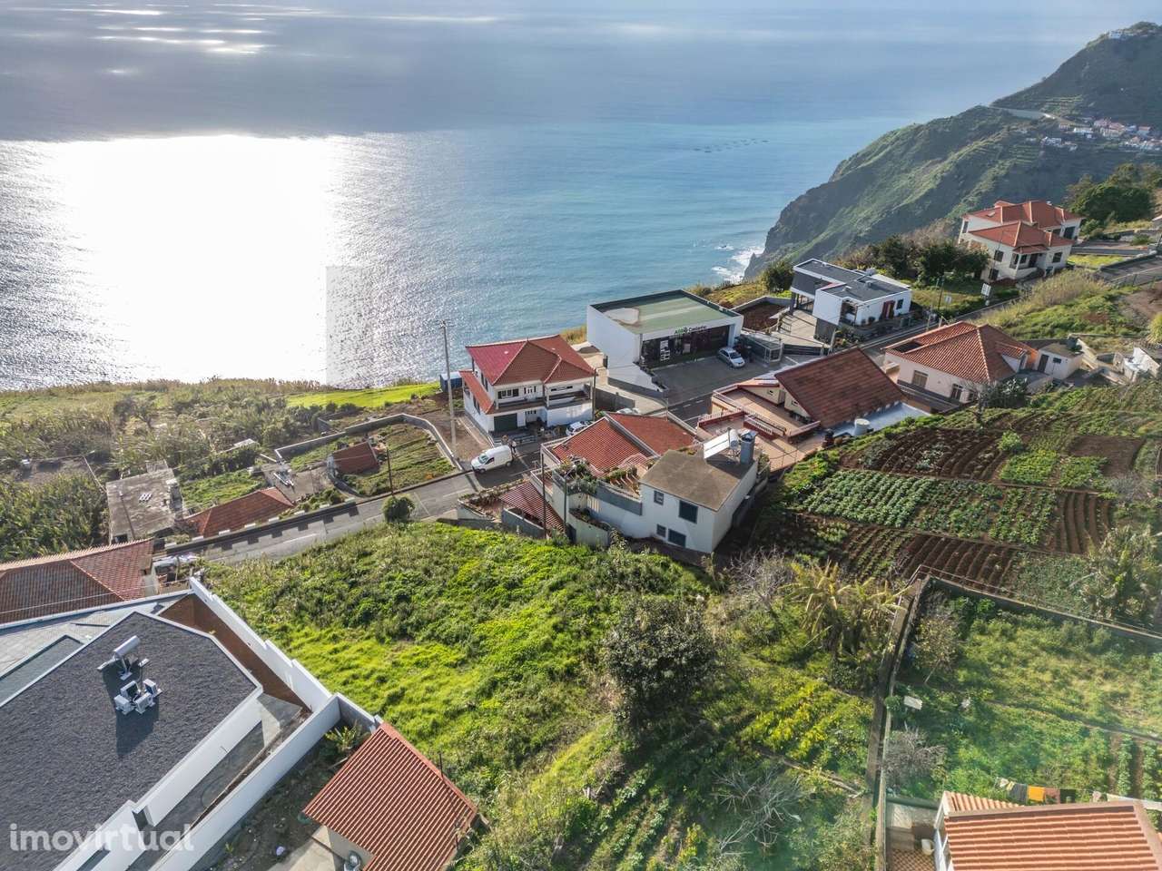 Terreno com Projeto Aprovado | Moradia | 6 APARTAMENTOS nos Canhas – P - Grande imagem: 2/24