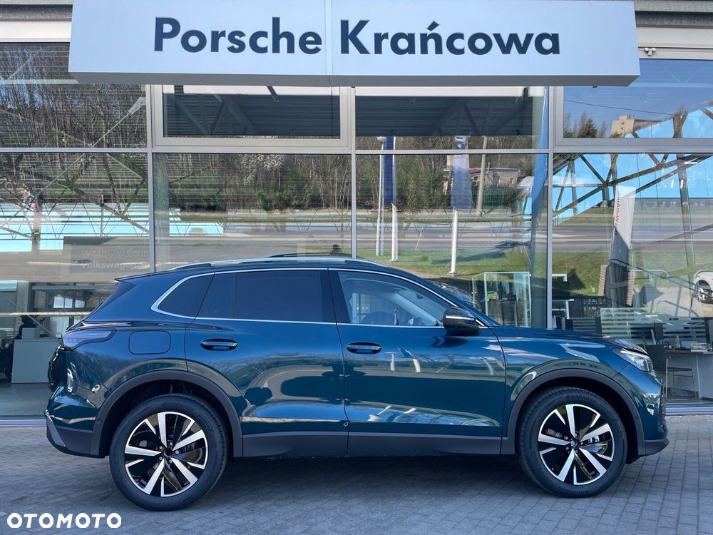 Volkswagen Tiguan - 9