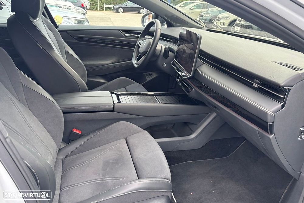 VW ID.7 Tourer 77 kWh Pro 1st - 7