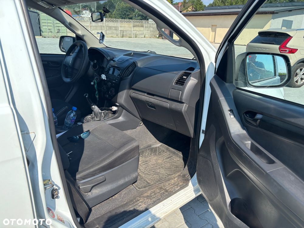 Isuzu D-Max 1.9 DC Shiro - 5