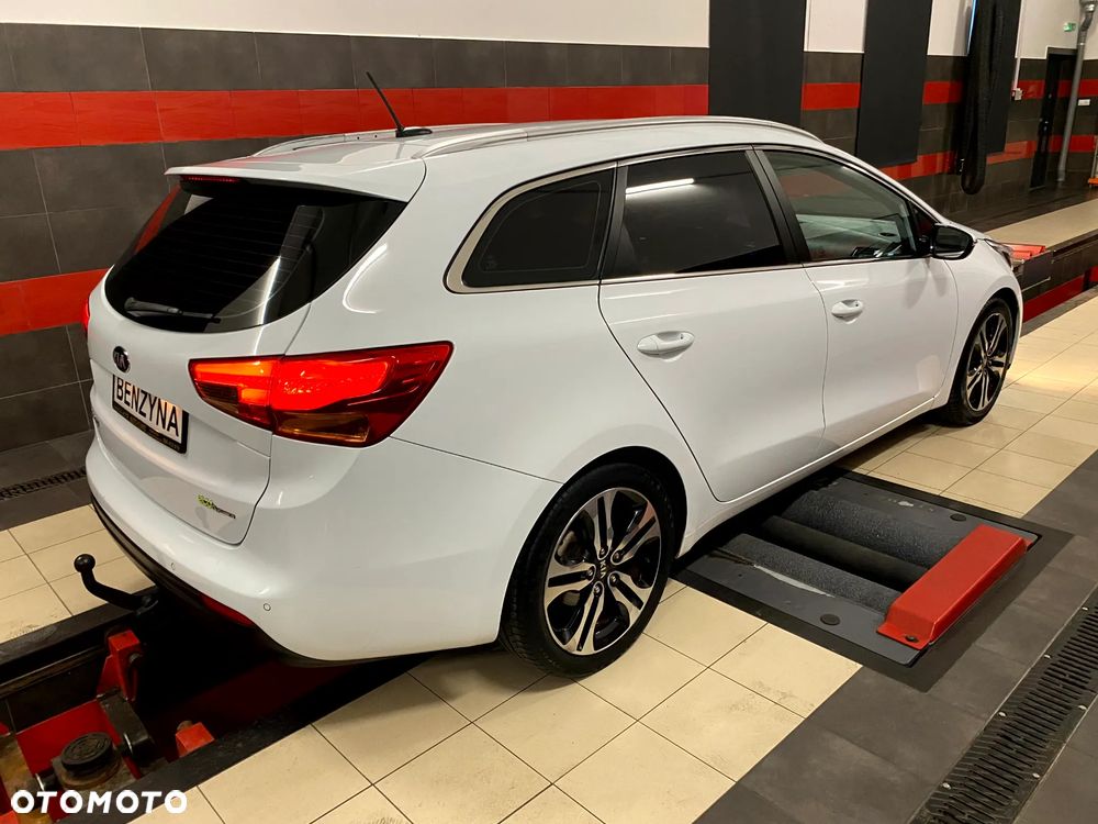 Kia Ceed 1.6 GDI Spirit - 8