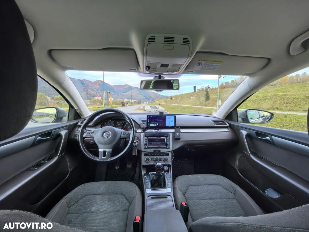 Volkswagen Passat - 6