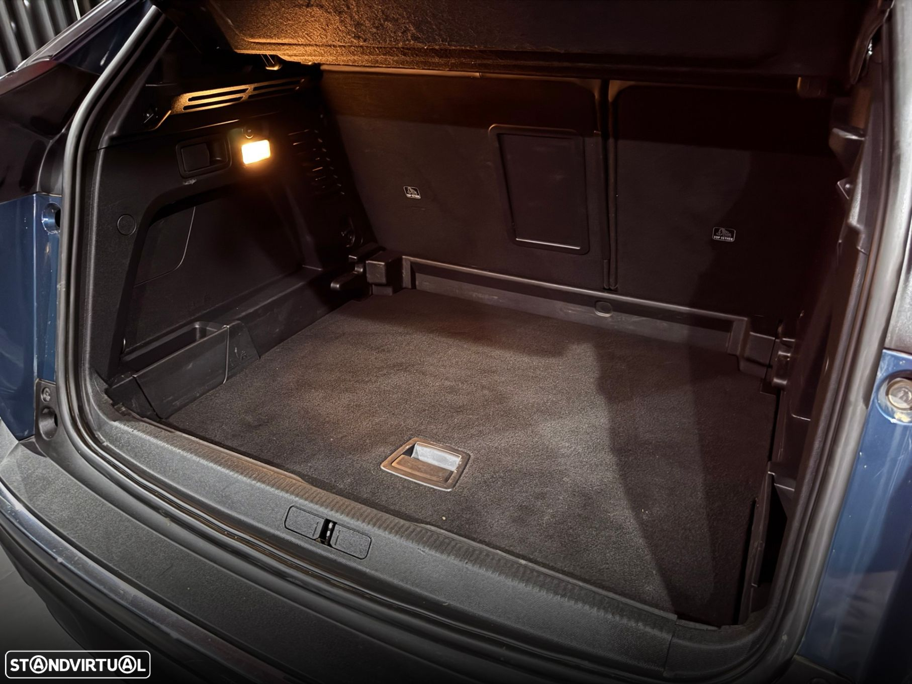 Peugeot 3008 1.5 BlueHDi Allure Pack EAT8 - 41