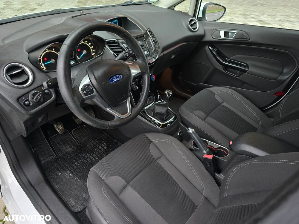 Ford Fiesta 1.0 Start Stop Titanium - 9