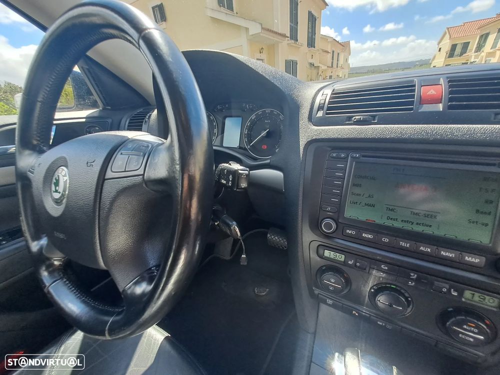 Skoda Octavia Break 2.0 TDI Sport DSG - 31