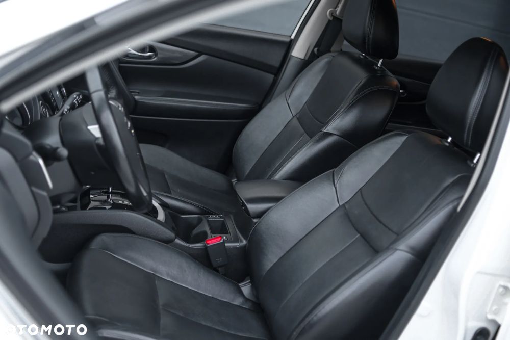 Nissan X-Trail - 14