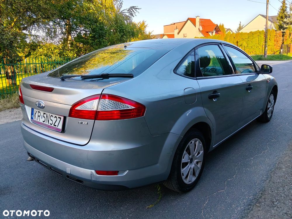 Ford Mondeo - 4