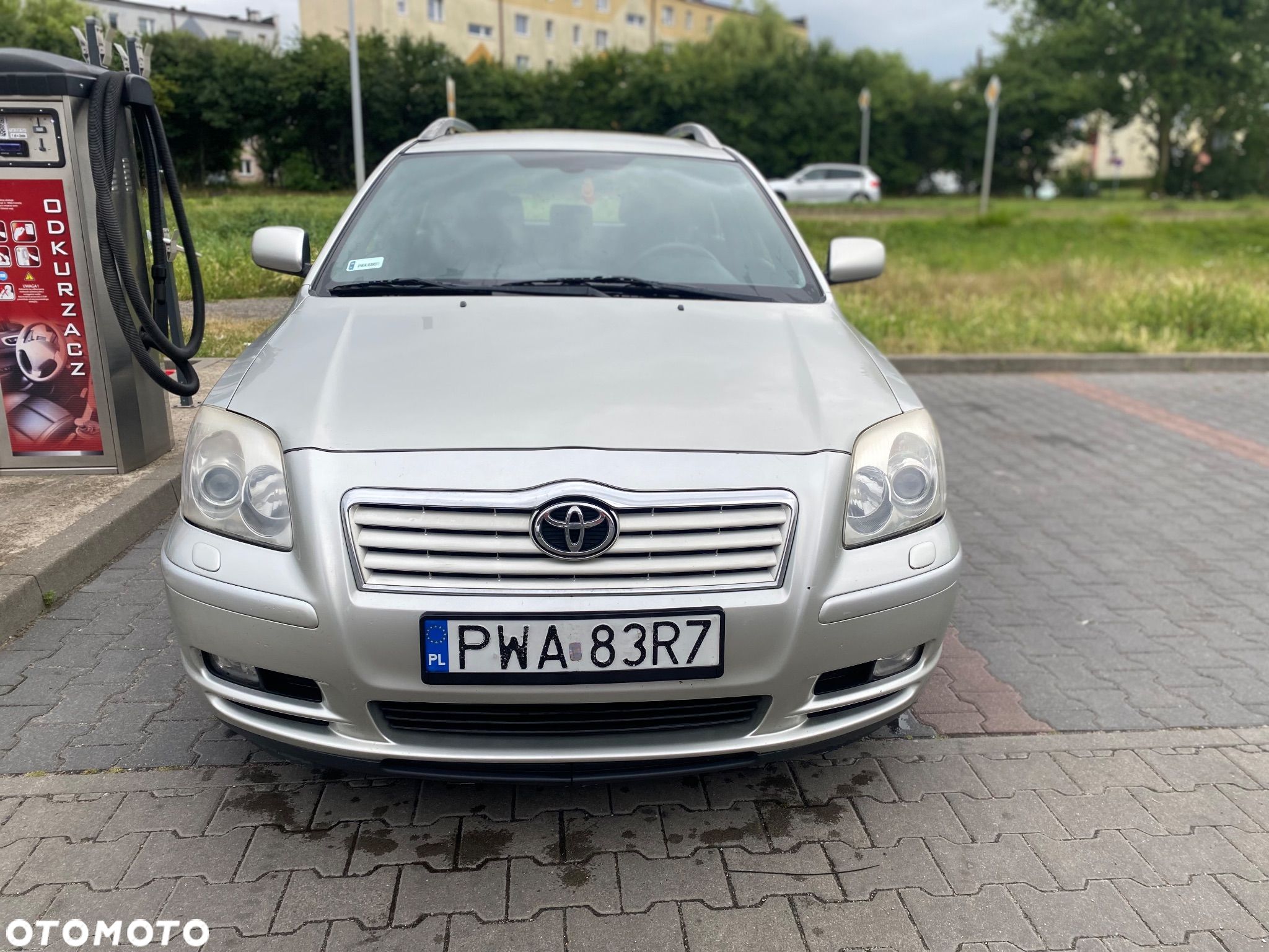 Toyota Avensis 1.8 VVT-i Luna - 1