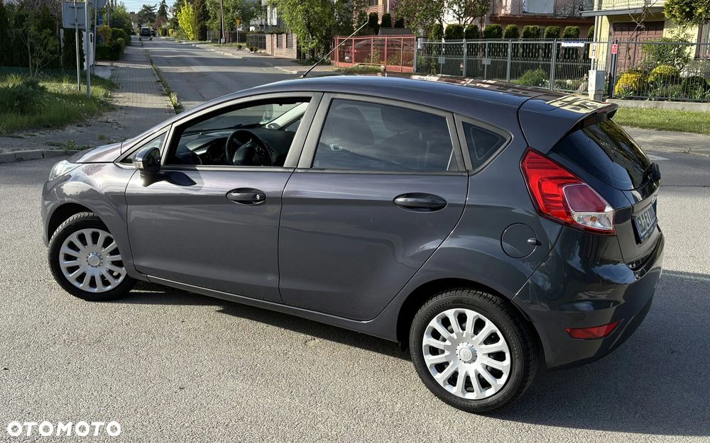 Ford Fiesta 1.25 Titanium EU5 - 4