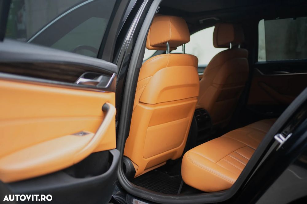 BMW Seria 5 530e Aut. Luxury Line - 19