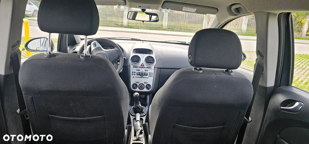 Opel Corsa 1.2 16V Graphite - 12