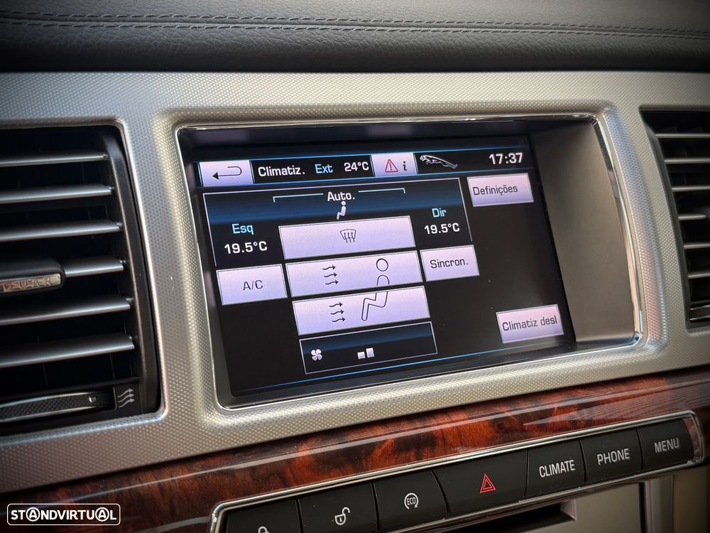 Jaguar XF 2.2 D Premium Luxury - 16