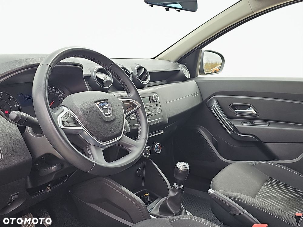 Dacia Duster 1.0 TCe Essential - 11