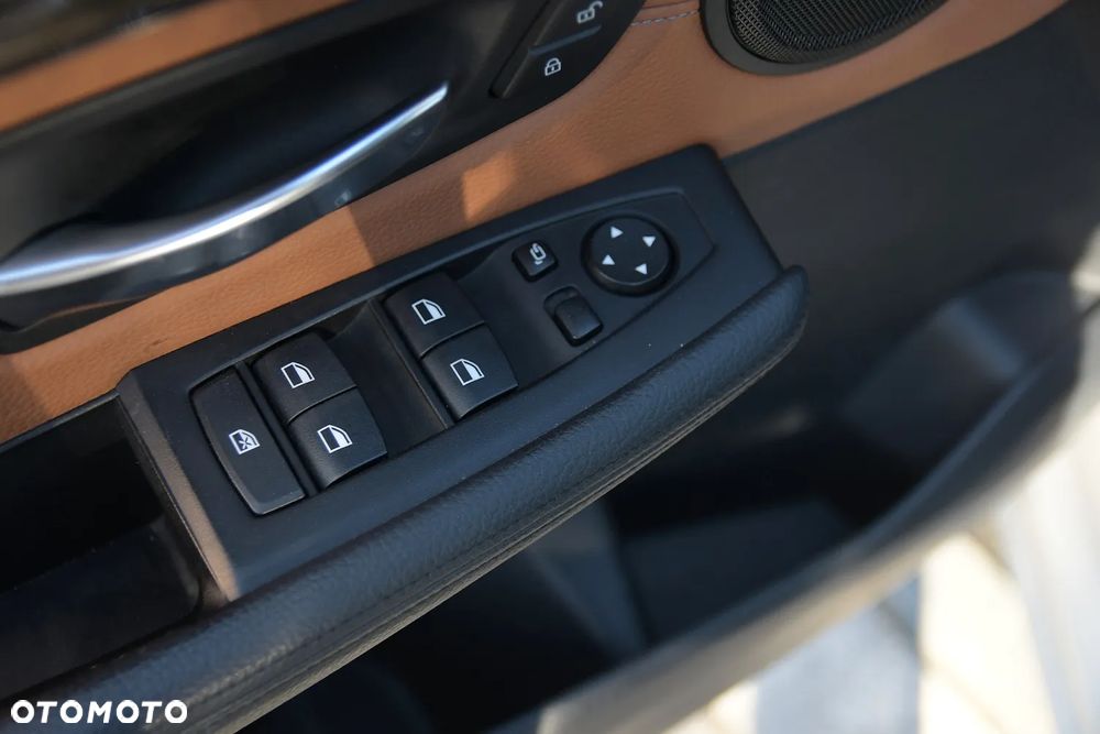 BMW Seria 2 218d Sport-Aut Luxury Line - 28