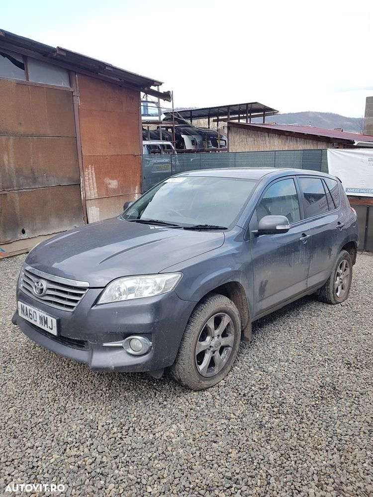 Dezmembrari dezmembrez  Toyota RAV 4 III Facelift 2.2 Diesel - 3