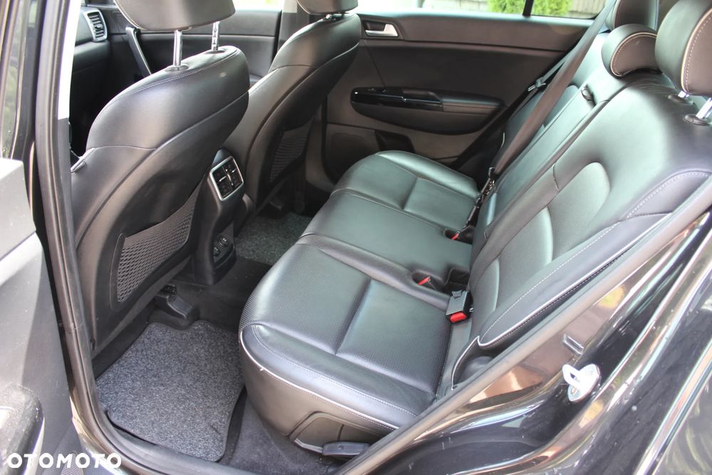 Kia Sportage 1.6 GDI L Business Line Plus 2WD - 23
