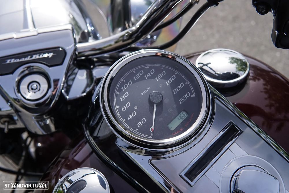 Harley-Davidson Road King Classic - 56