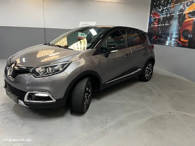 Renault Captur 0.9 TCE Exclusive - 2