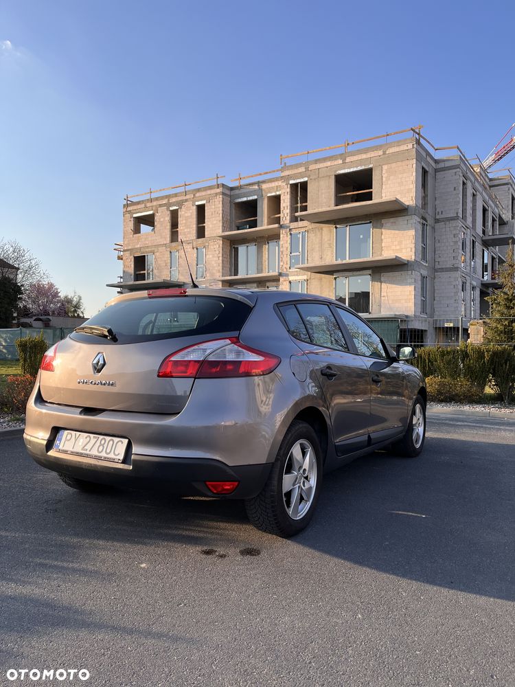 Renault Megane 1.6 16V Generation - 12