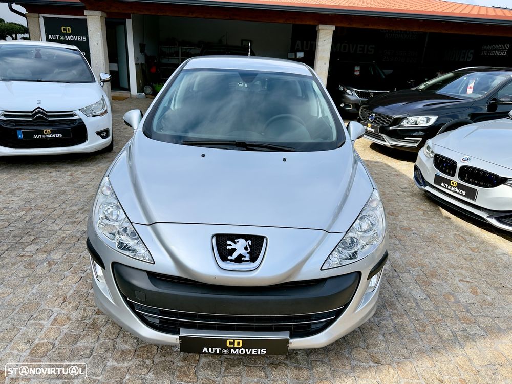 Peugeot 308 1.6 HDi Executive - 25