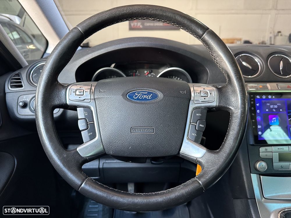 Ford S-Max 2.0 TDCi Titanium 7L - 5