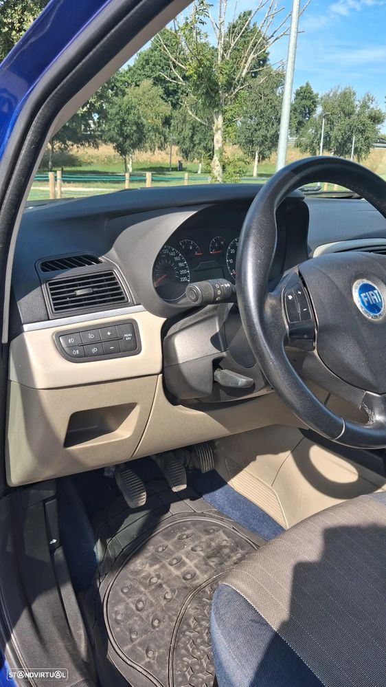 Fiat Grande Punto 1.3 M-Jet Emotion - 22