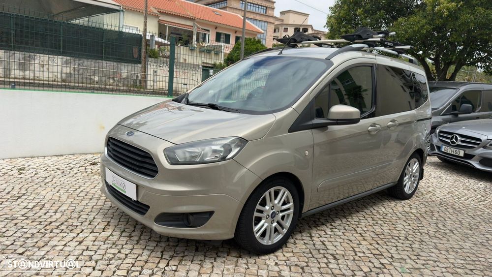 Ford Tourneo Courier 1.5 TDCi Titanium - 5