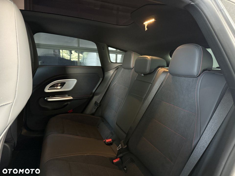 Mercedes-Benz CLA - 6