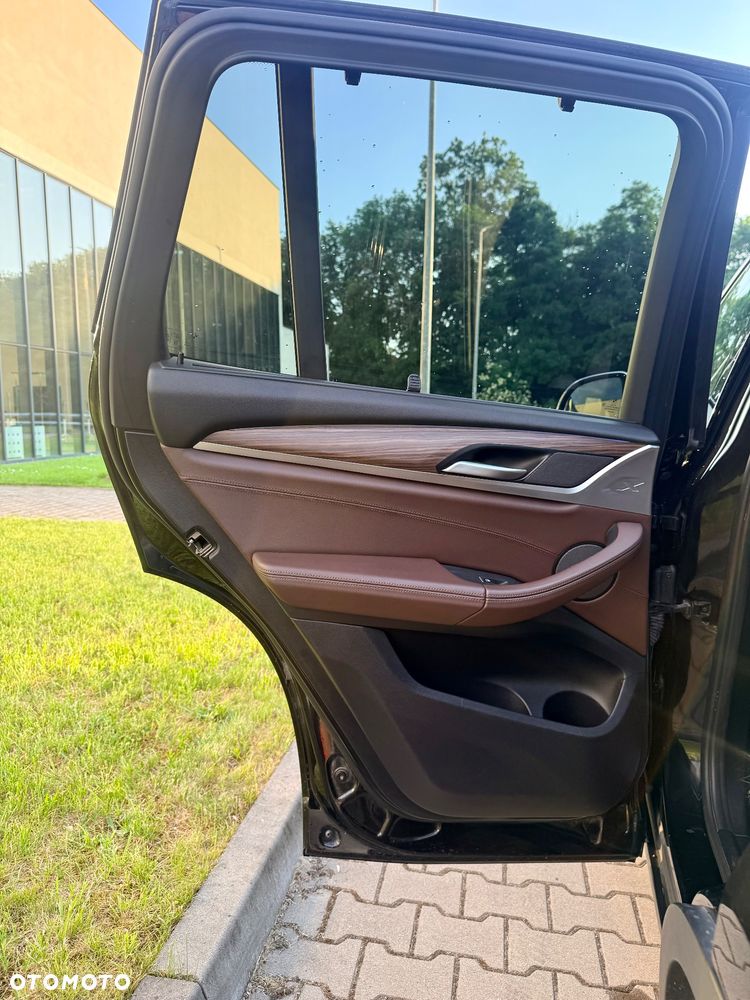 BMW X3 xDrive25d xLine - 13