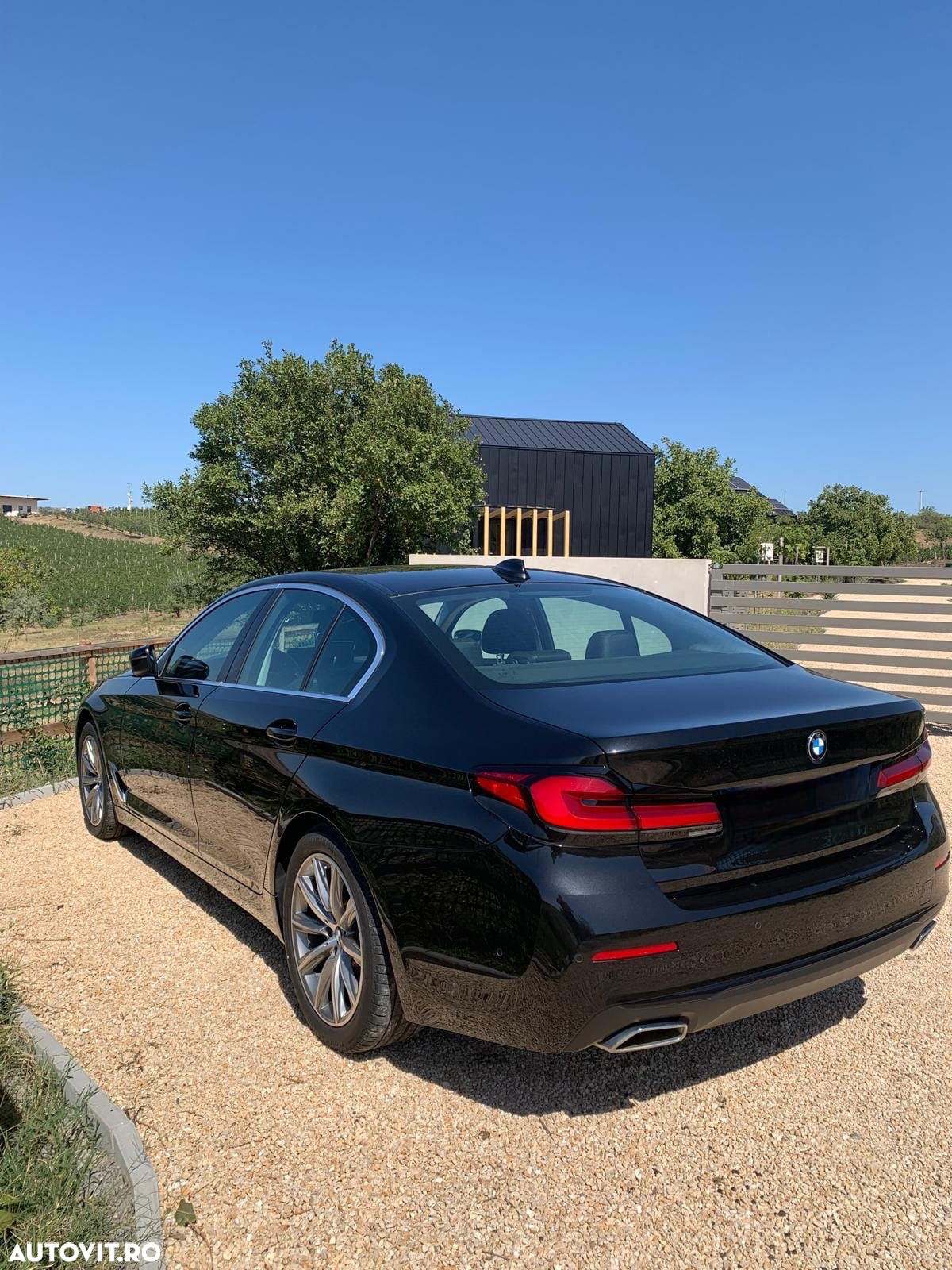 BMW Seria 5 520d AT MHEV - 22