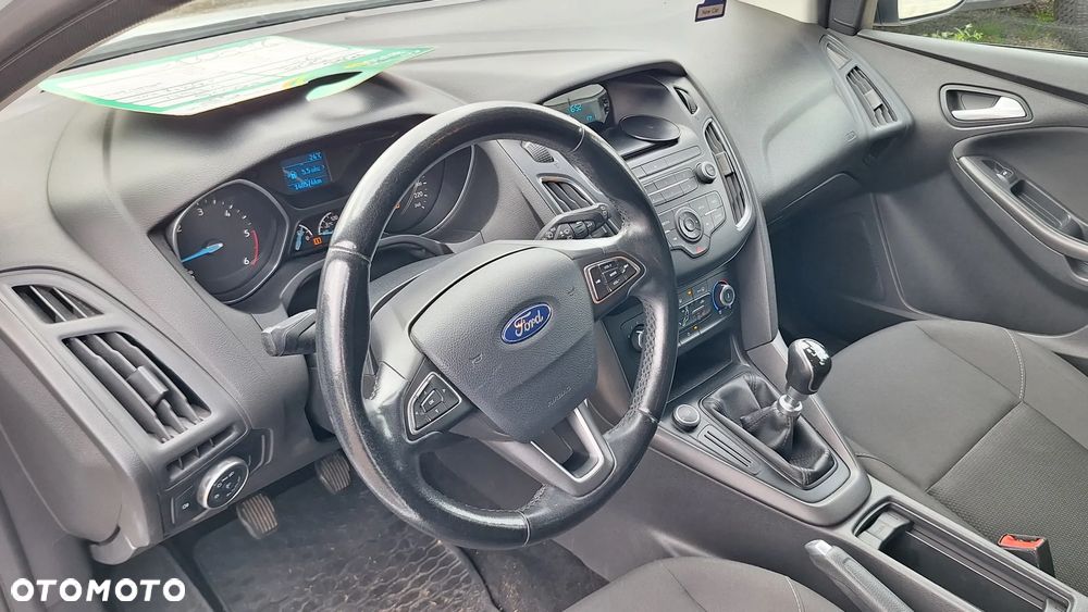 Ford Focus - 11